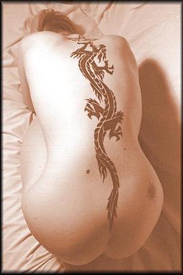 Paczka 100 zdjęć tatuaży  Część 1 - dragon_back.jpg