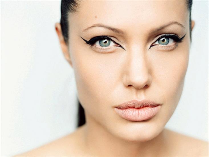 Angelina Jolie1600-1200 - 16.jpg