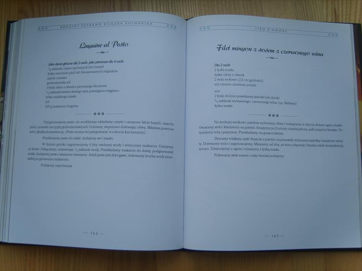 Książka kucharska Rodziny Soprano - S8306972.JPG