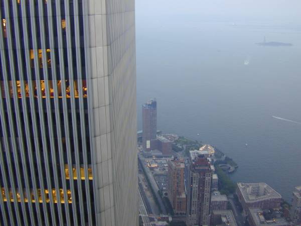 002 Widok z wiez - World Trade Center widok z wiez 0006.jpg