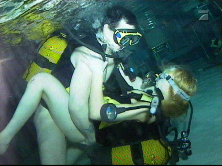 Tapety XXX - underwater 505.jpeg