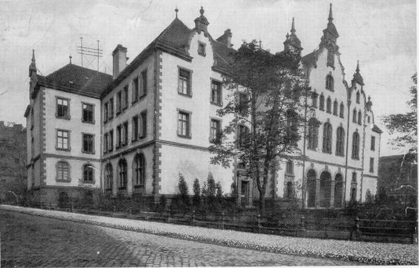 Beuthen - Sąd grodzki i okręgowy 1900.jpg