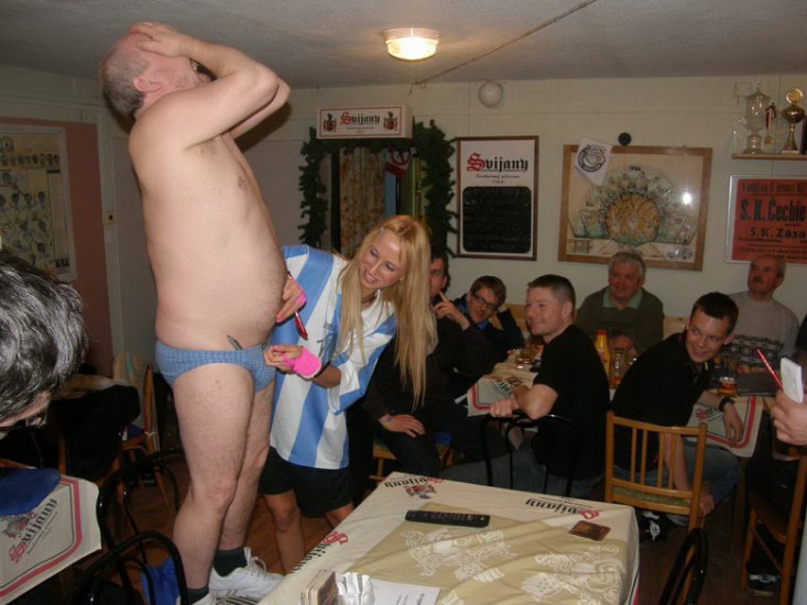 Nude Amateur Phot... - Nude Amateur Photos - Sexy Teen Blonde Striptease on the Bar31.jpg