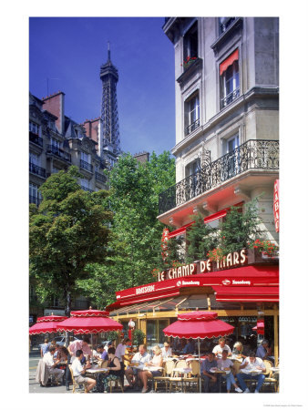Paryz - 471088Cafe-and-Eiffel-Tower-Paris-F.jpg