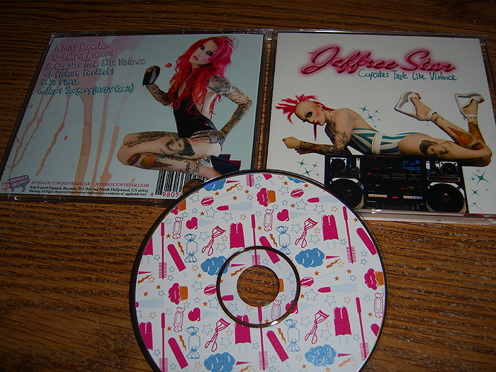 Jeffree Star - Cupcakes Taste Like Violence - 00-jeffree_star-cupcakes_taste_like_violence-proof-ep-2008-exp.jpg