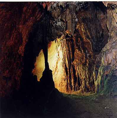 JASKINIE - jaskinie_Olsztyn Jura.jpg