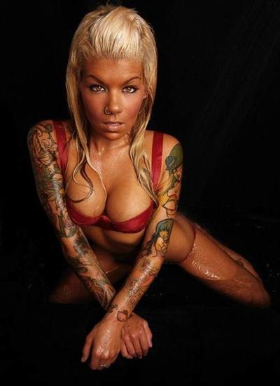 Sexy tatuaże - Kobiece tatuaże 79.jpg
