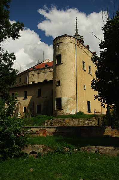 Pałace na ziemi polskiej - Jawor_Castle_wieża.jpg